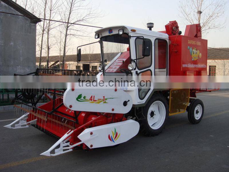 Self-propelled Soybean Combine Harvester