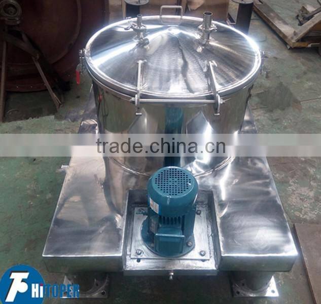 Centrifugal screeners drum centrifuge of stable working flat-plate type