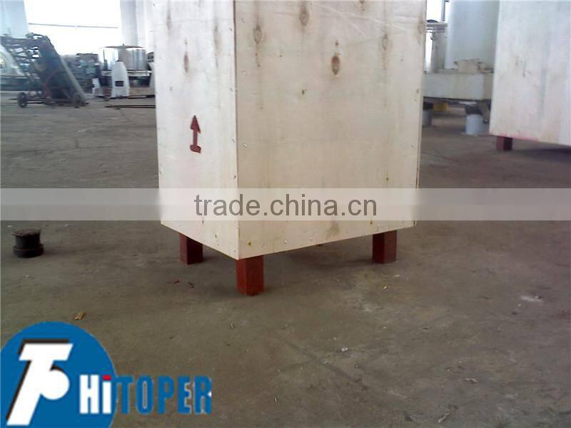 Centrifugal screeners drum centrifuge of stable working flat-plate type