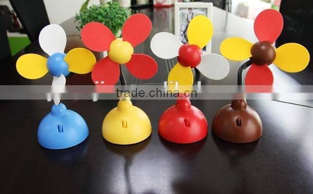 Supply Creative fashion Sun flower USB battery dual-purpose fan