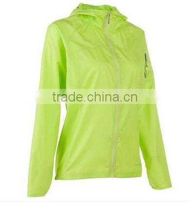 2015 high quality fashionable reflective weather proof sportwear warm body