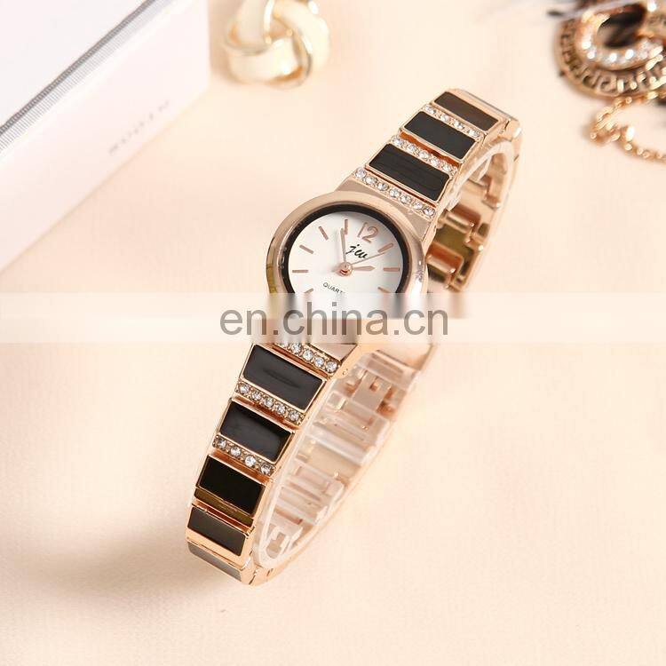 JW 6210 Stylish Quartz Analog Fashionable Women Stainless Steel Fancy Women's Watch