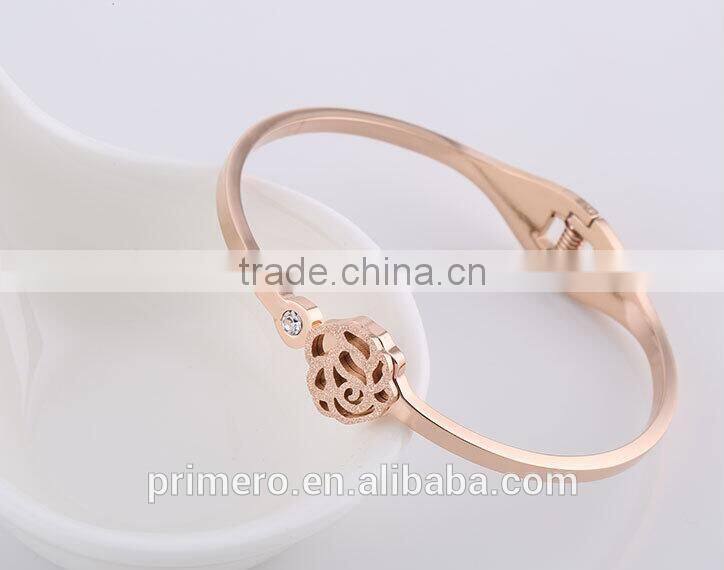 Fashion 18k Rose Gold Zircon Bracelet Beautiful Camellias Titanium Bangle Jewelry