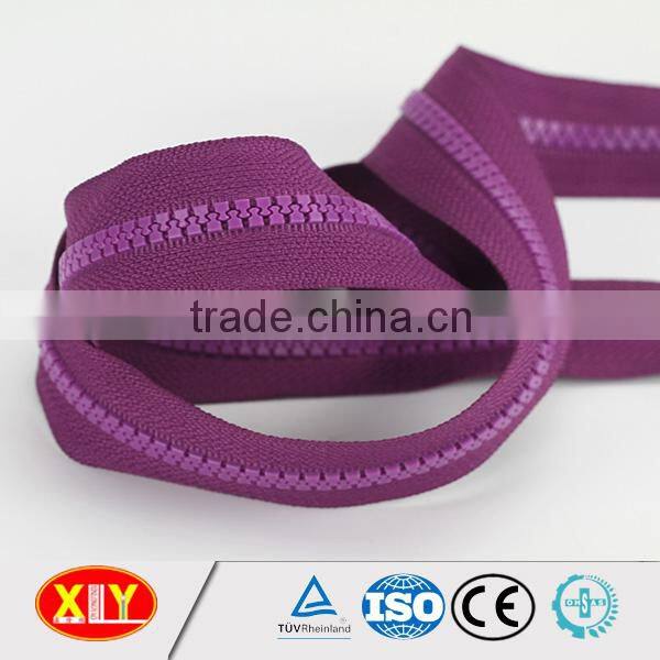 2015 hot sale #8 fancy style continuous plastic zipper