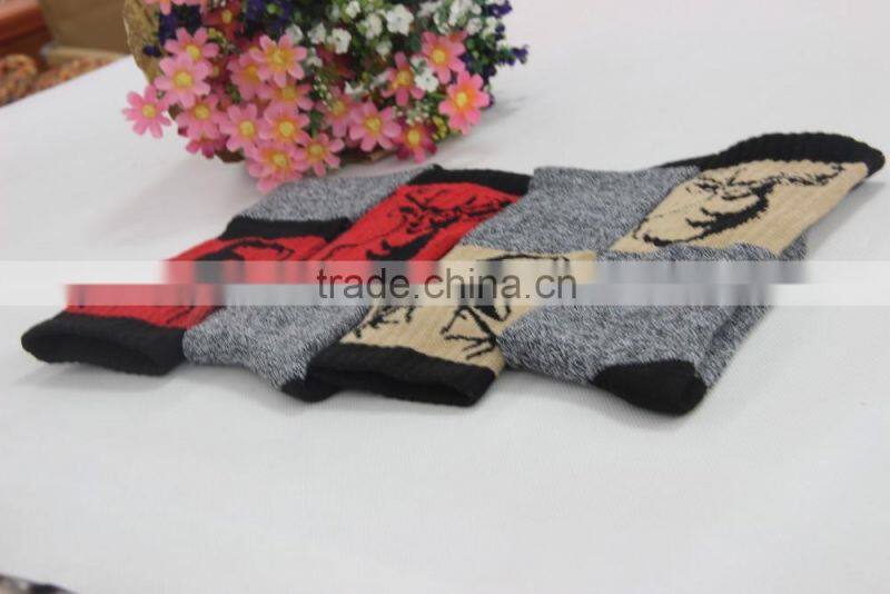 2016 fashion custom men cotton long sock in zhuji