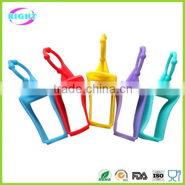 Customized silicone hand sanitizer holder keychain