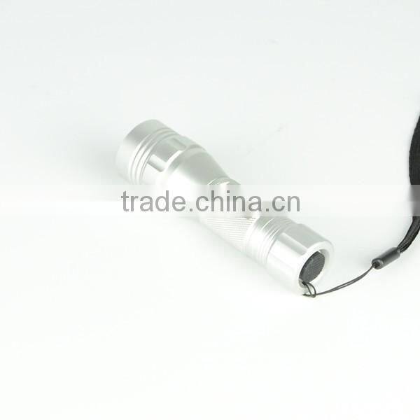 Dry Batteries Operated Aluminum LED Flashlight