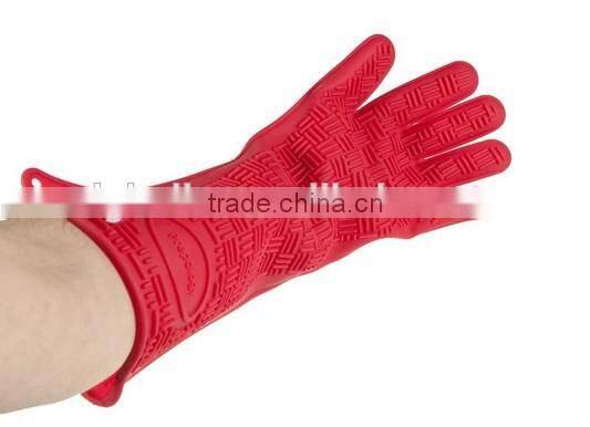 Kitchen Haven Silicone Oven Mitts and Heat Resistant Cooking Gloves, Red Pair of Cute Oven Gloves