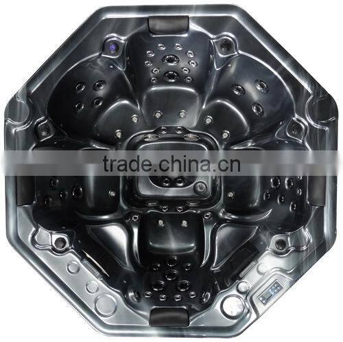 Winter Nordic Design Hot Tub Outdoor Spa