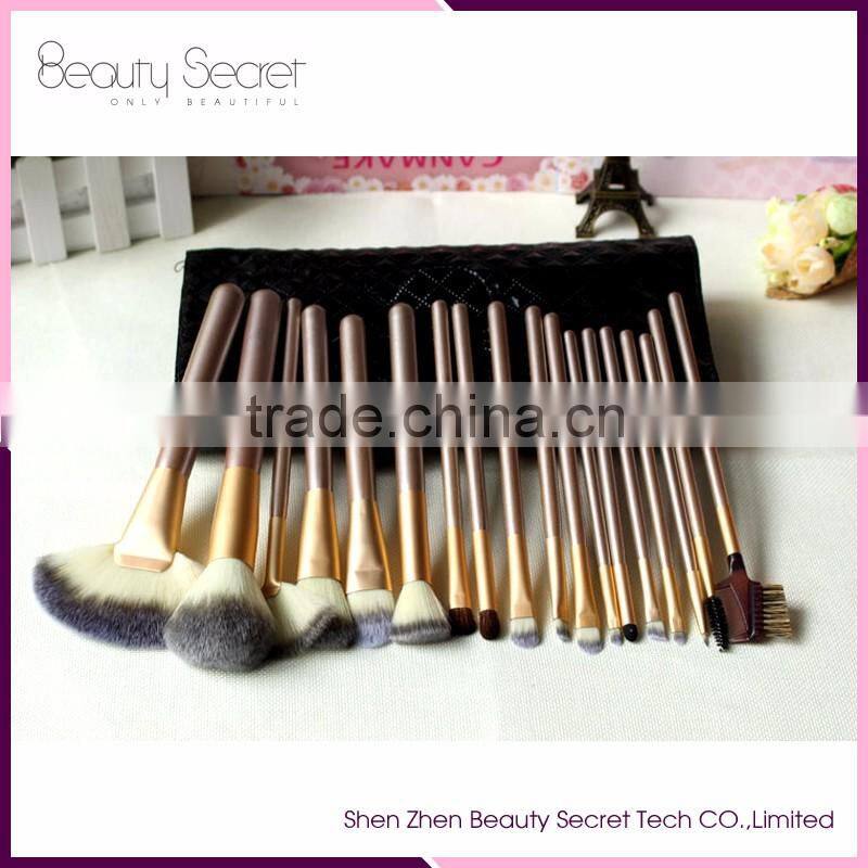 18 pcs Pro Makeup Brush Set Professional Synthetic Makeup Brush for EyeBrow Powder Lipsticks