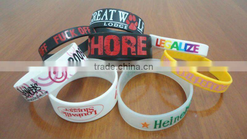2017 New season sports silicone bracelet or wristbands from factory supply