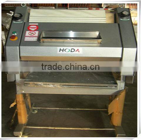 ISO9001 Approved Fast Speed High Quality Pressure Roller Anti-Scratch Cake Moulder