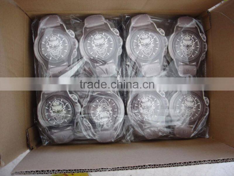 Factory Custom compressed t shirt which very convience for carry trade go out