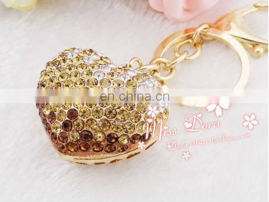 3D Heart shaped diamond keychain CD-KD038