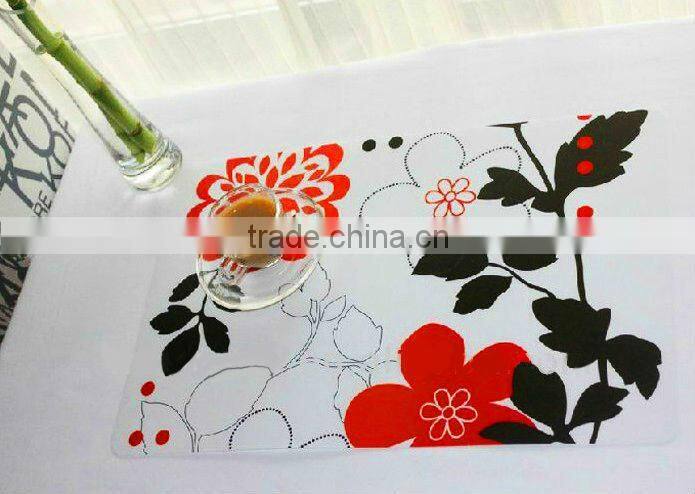 Purple flower dining table placemat for home