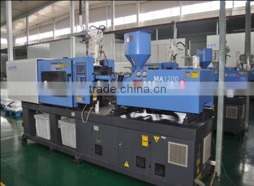 whole sale 5ml to 100ml essential oil glass bottle with plastic pump sprayer