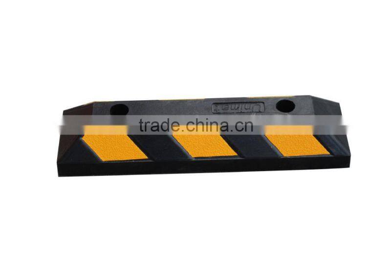 50cm Strong Bearing Capacity Recycled Rubber Parking Stop