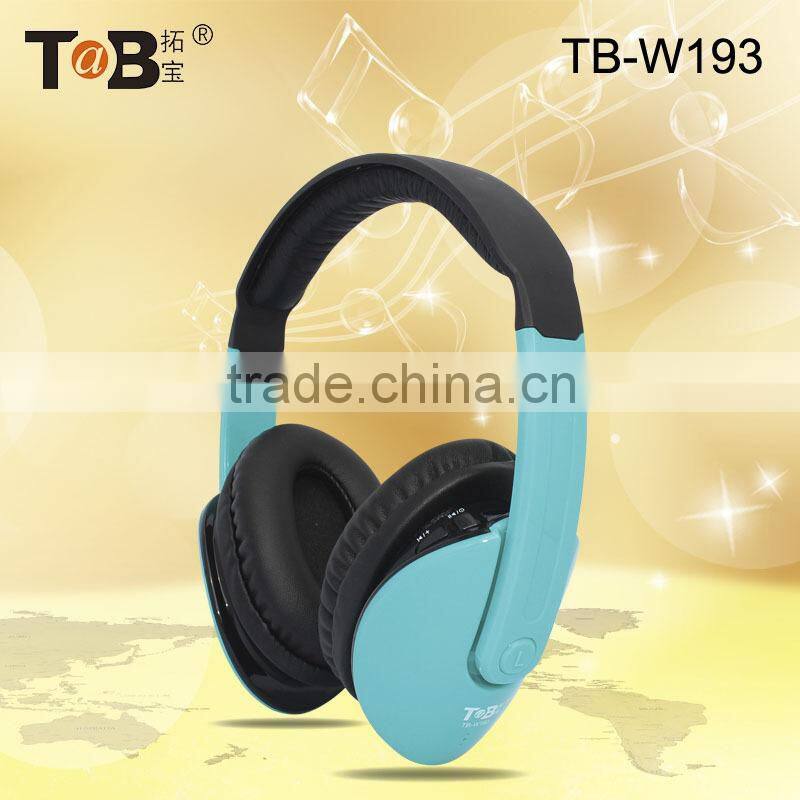 HiFi Sound Newest Stereo Headphone TF Card Headphone MP3 Player The Radio Function Headphone