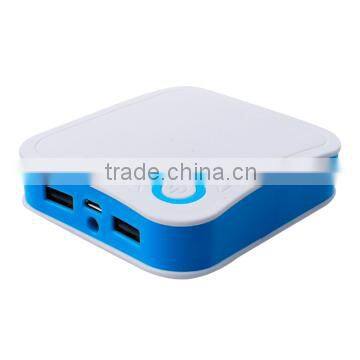 Fashion Desion Fast Charging External Battery Charger For Smartphone