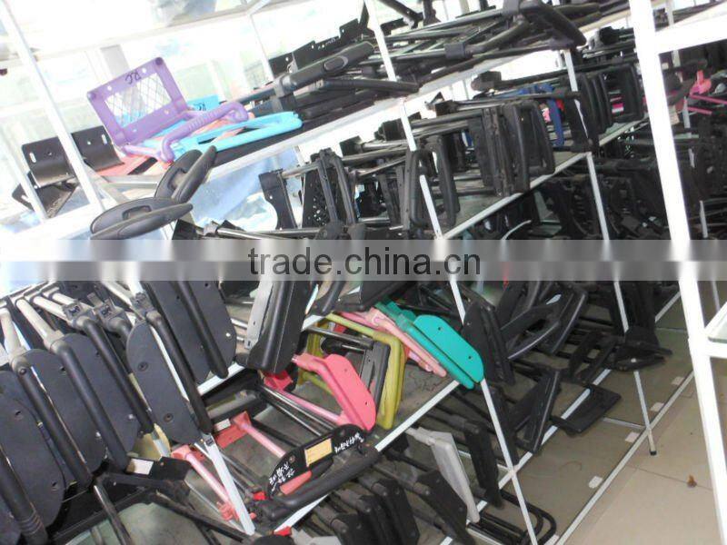 Rolling Tote Bagg 17" Crinkle Nylon