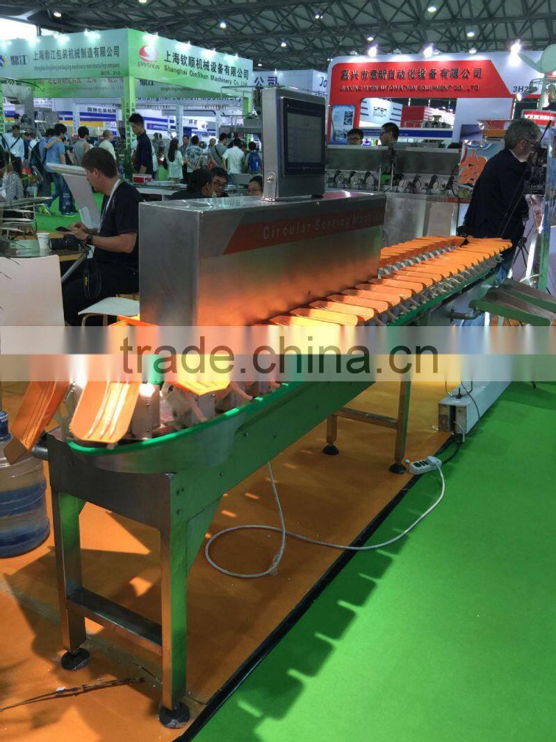 3-12 level weight sorting machine, check weigher to sort and weigh chicken breast fillets. Ranging from 5g to 1500g.