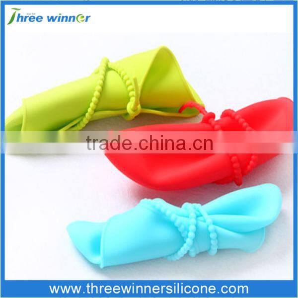 Bulk buy from china silicone baby bib baby products