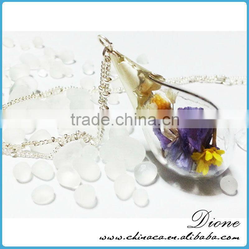 Alibaba website hot christmas decoration gift round dome glass golbe handing terrarium