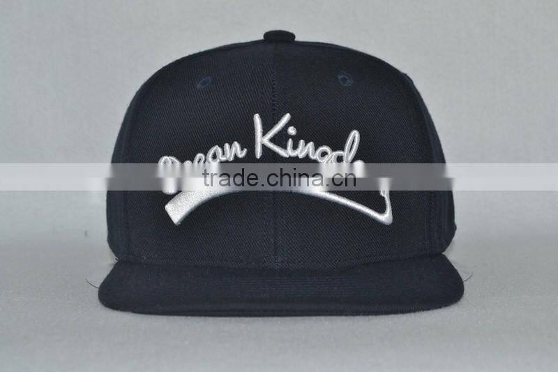 Guangzhou hat factory professional custom 100% acrylic/black/white embroidery logo/flat brim hat