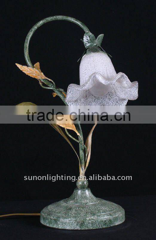 Traditional glass shade table lamp decorative lighting