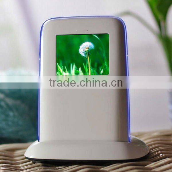 2.4 inch digital photo frame with LED backlight