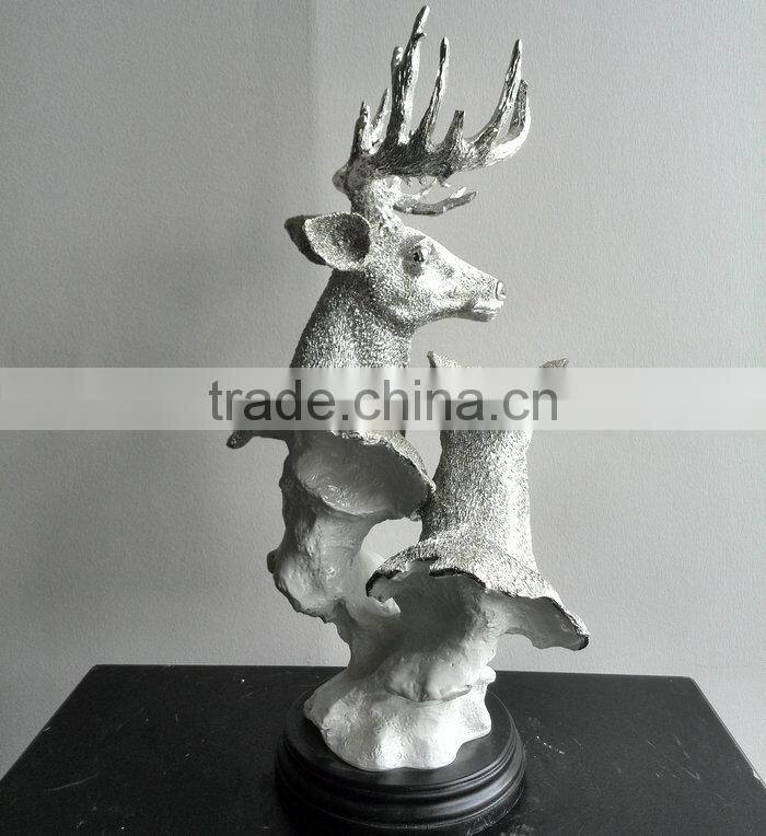 Resin Christmas reindeer decoration figurine