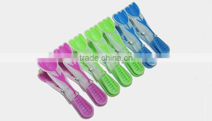 Eco-friendly houseware TPR material soft grip decorative clothespin