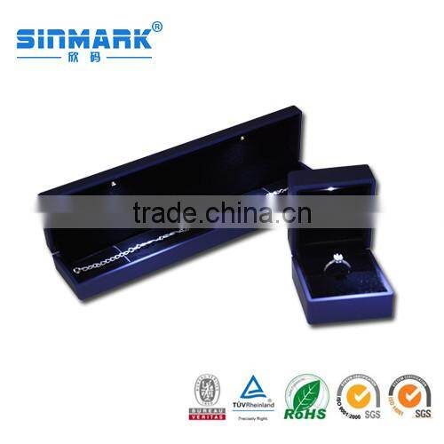 Customize unique engagement ring boxes ,leather jewellery boxes,necklace and earring gift box