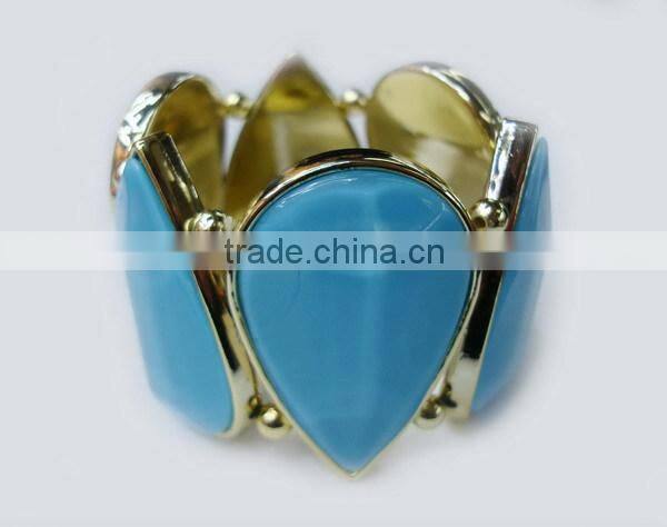 Newest Development Big Pearl Cab Bracelet