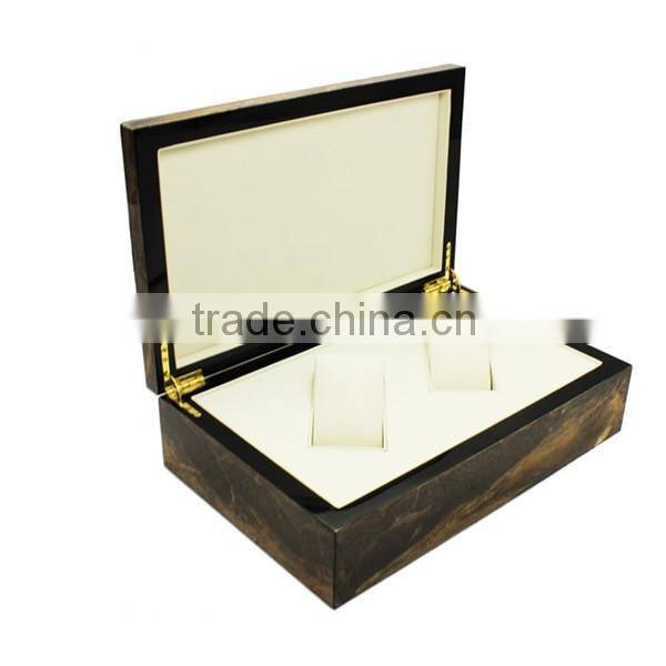 Wholesale factory supply custom design wooden watch storage box with gold button