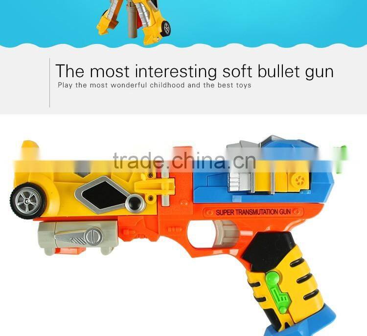 Fantastic kids playing deformable robot toy nerf gun bullets