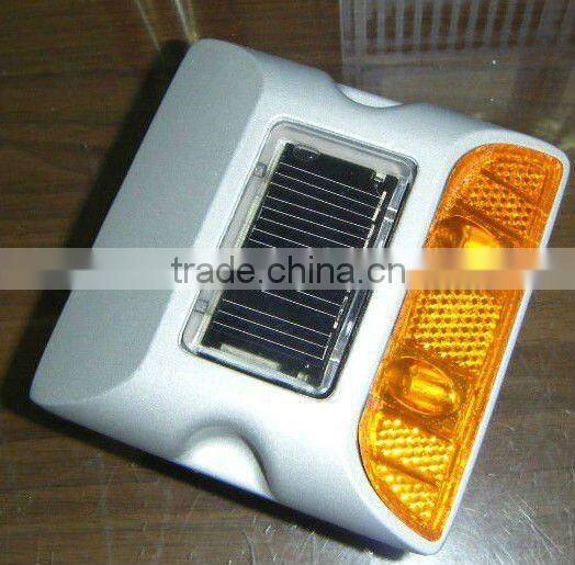 2015 Hot Sale Solar Aluminum solar cat eyes LED road stud