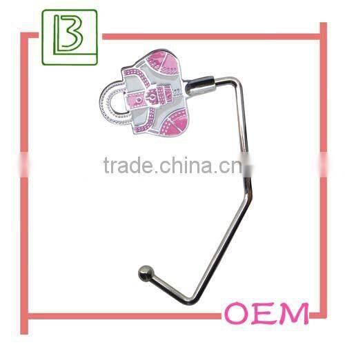 Heart shaped shinny rhinestones unfolding purse hook