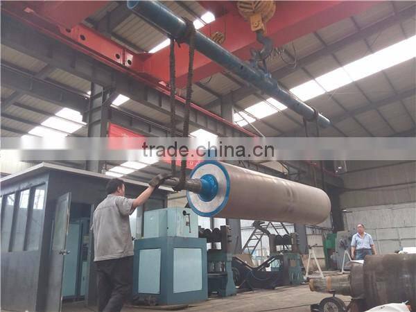 Sizing roll used in sizing part of paper machine for paper mill