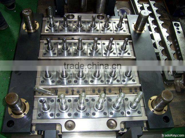 long life new design top quality PET preform mould YUDO hot runner