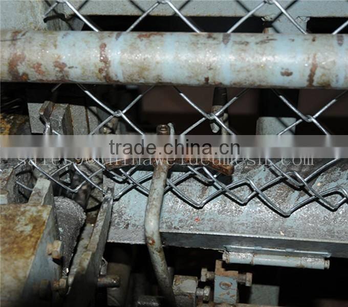 75mmX75mm diamond hole opening pvc coated chain link fencing