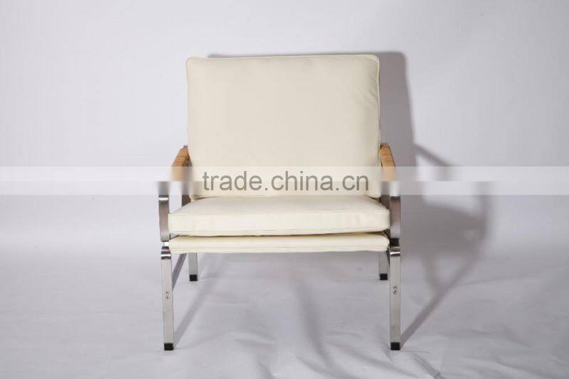 Mid century modern furniture Fabricius & Jorgen Kastholm FK6720 chair replica