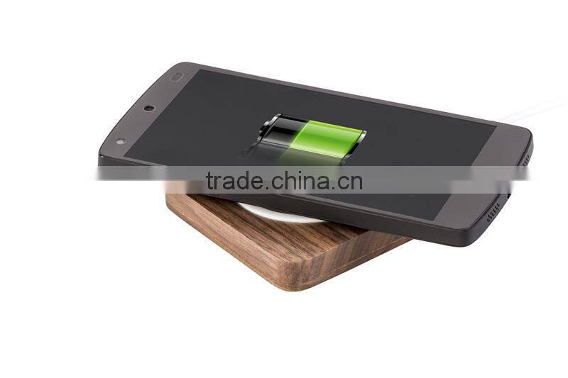 2015 best selling gsm gadgets qi wireless charger phone case