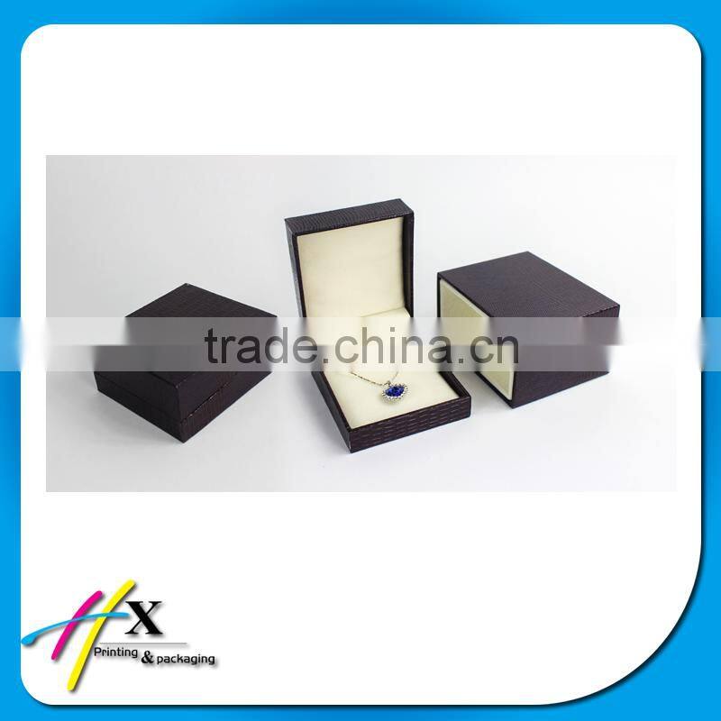 exquisite PU coated sleeve plastics jewelry boxes
