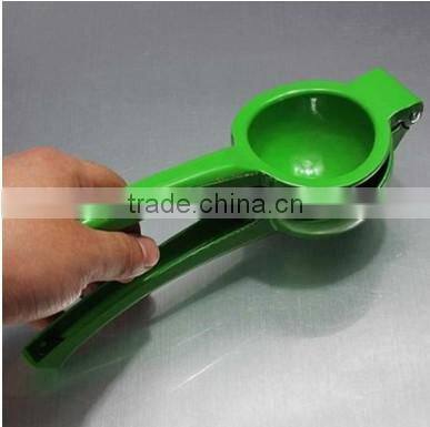 New International Kitchen & Bar Manual Press Tool Lemon Orange Squeezer Juicer