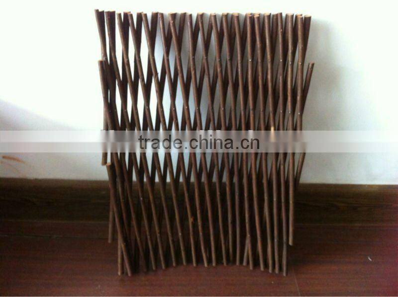 Natural Willow Garden Expandable fence