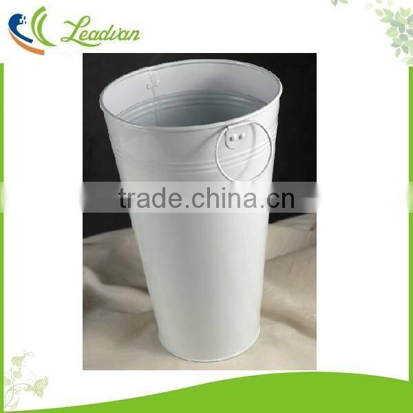 Wholesale custom table centerpiece big metal flower vases for wedding decoration