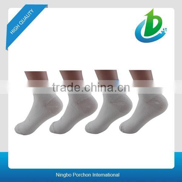 No show women white polyester happy sock