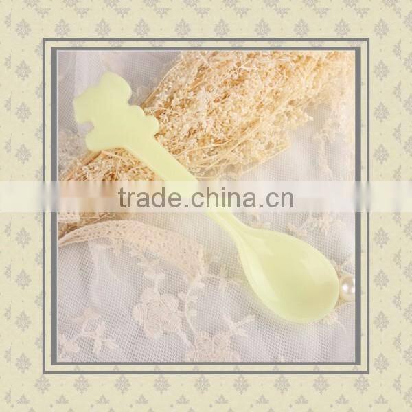 Customized your own food grade high quality plastic ice cream spoons for children ice cream spoons manufacturer