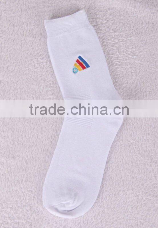 2015 embroidery logo black socks